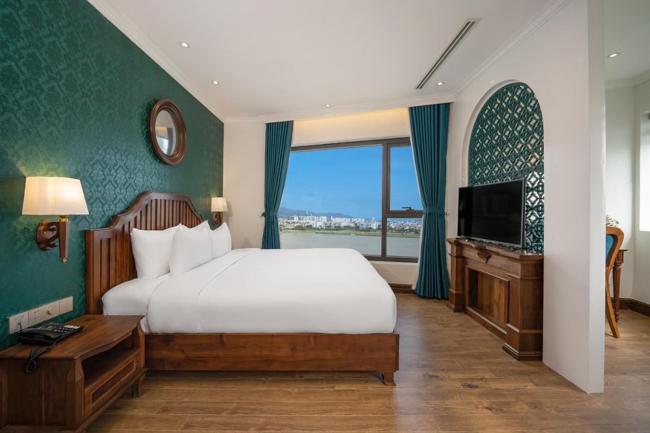 Ds La Belle Vie Hotel & Suite Дананг Экстерьер фото
