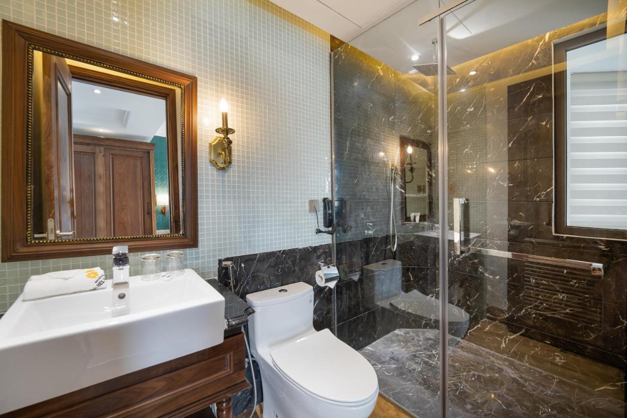 Ds La Belle Vie Hotel & Suite Дананг Экстерьер фото