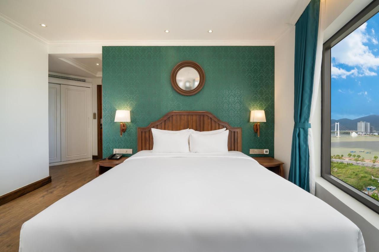 Ds La Belle Vie Hotel & Suite Дананг Экстерьер фото
