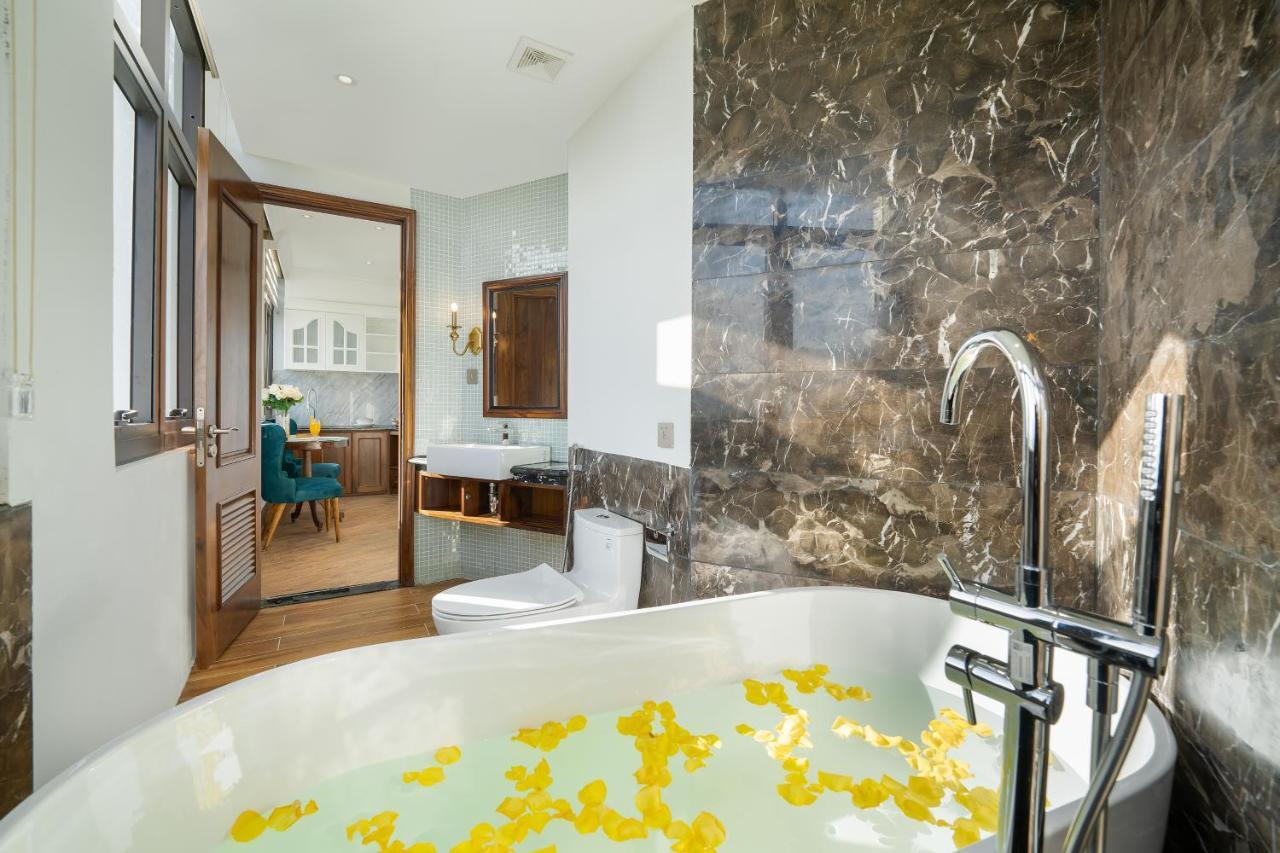 Ds La Belle Vie Hotel & Suite Дананг Экстерьер фото